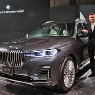 BMW最上級サルーン「7シリーズ」と最上級SUV「X7」を国内同時発表|BMW