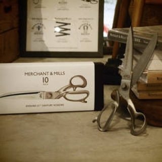 シェフィールド大学の先進製造研究センターと共同開発した裁ちばさみ｜MERCHANT & MILLS