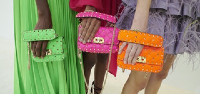 特集｜ヴァレンティノ ウォモのオープン記念限定モデル｜VALENTINO