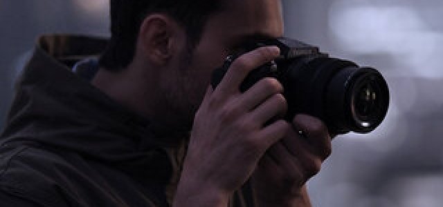 フェンディがポラロイドとコラボレーション、マルチカラーな「FF