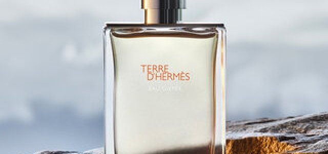 ルージュ・エルメス」に秋を彩るニューカラーが仲間入り。限定カラーの