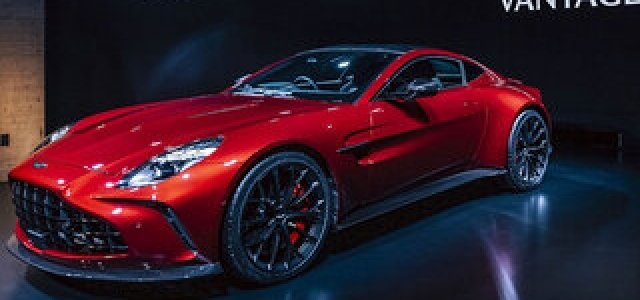 ASTON MARTIN LAGONDA Concept｜伝統の名を最新テクノロジーにのせて