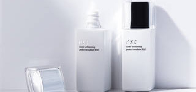 CLINIQUE｜クリニーク「ダーマ ホワイト」シリーズの新アイテムに注目