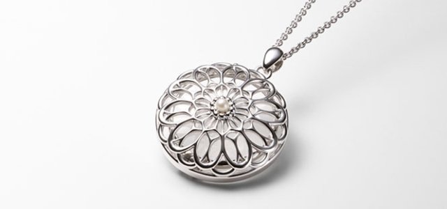 ミキモト ベビーパールつきルーペ　ペンダント　美品 楽天市場】質屋 MIKIMOTO ミキモト ペンダントルーペ パール