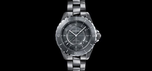 CHANEL｜シャネル独自の新セラミック素材を採用したJ12コレクションの