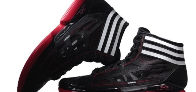 アディゼロクレイジーライト adidas｜超軽量バッシュ「adizero crazy light」実感リポート - Web