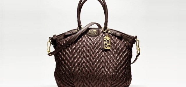 COACH｜コーチから創立70周年記念バッグ「シェブロン」が登場 - Web