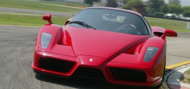 エンツォの後継、2012年末に公開予定｜Ferrari - Web Magazine OPENERS