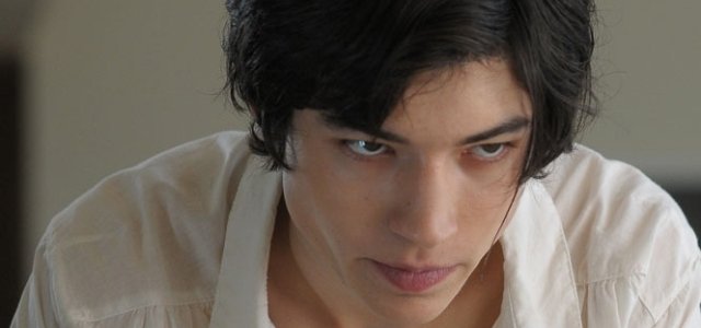 少年は残酷な弓を射る』 エズラ・ミラー インタビュー｜INTERVIEW