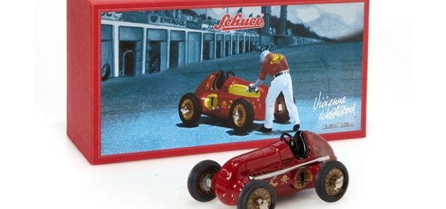 Vivienne Westwood｜ヴィヴィアン・ウエストウッドデザインの