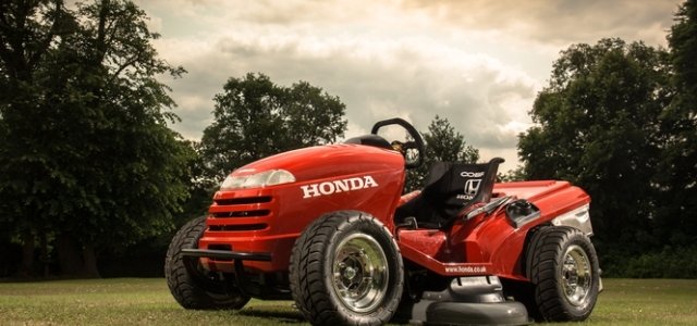 ホンダが世界最速の芝刈機を製作｜HONDA - Web Magazine OPENERS