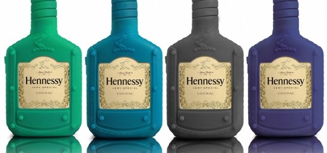 ヘネシーV.S」からカラフルな限定ボトルが登場｜Hennessy - Web