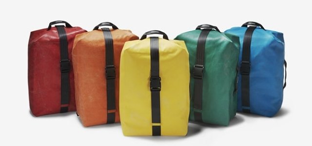 【大容量】FREITAG VOYAGER ボイジャー オールシルバー 容量33リットルのトラベル用リュック「F512 VOYAGER」が登場