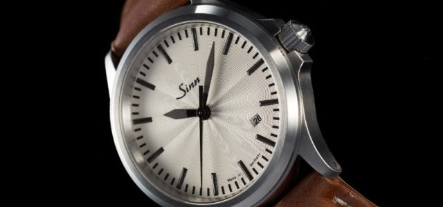 ジンの人気556シリーズに、日本限定モデル「556.シルバー」が登場