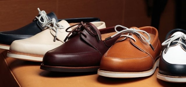 JOHN LOBB│バッファロー素材をまとった「ARIMA」 ギャラリー - Web