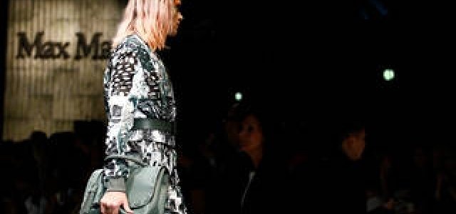 MaxMara｜ブランド創設60周年 日本限定のコートとバッグが登場