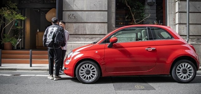 ムラカミカイエがフィアット 500と繰り広げる東京クルーズ｜FIAT - Web