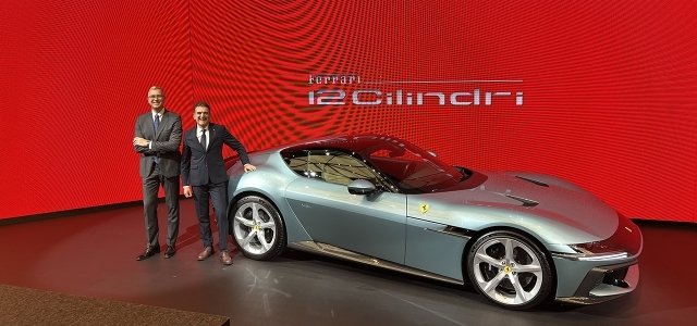 フェラーリ 最新V12フラッグシップ 12 チリンドリ キー 新品未使用 未開封 フェラーリ 新型「12チリンドリ」日本初公開！ “V12最新進化版