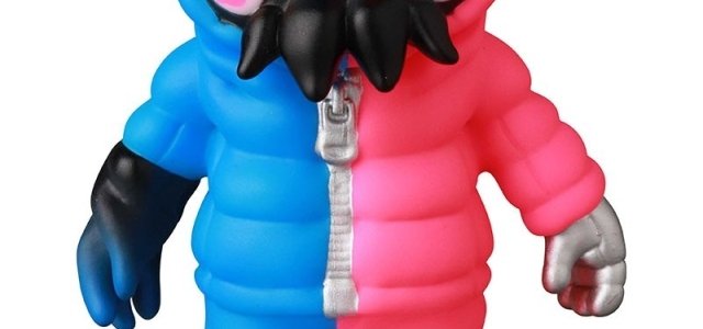 くまのプーさんが1000%サイズ着ぐるみ仕様のBE@RBRICKになった