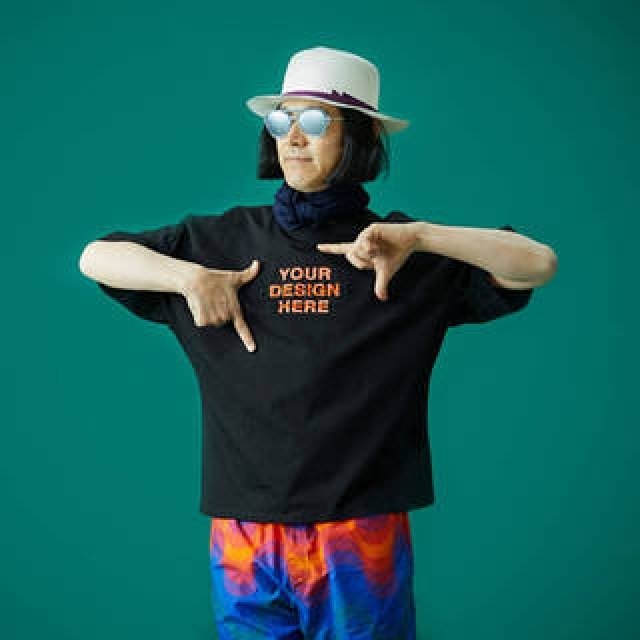 「東京ブランドのTシャツ」