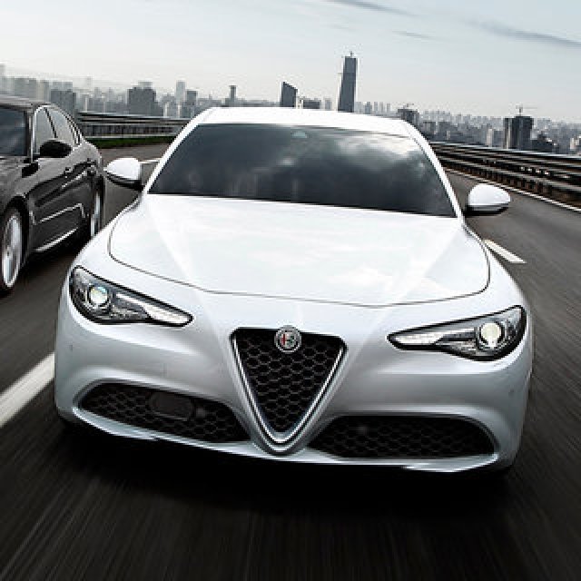 ジュリア スーパーに月額5万5,000円のリースプログラムが登場｜Alfa Romeo