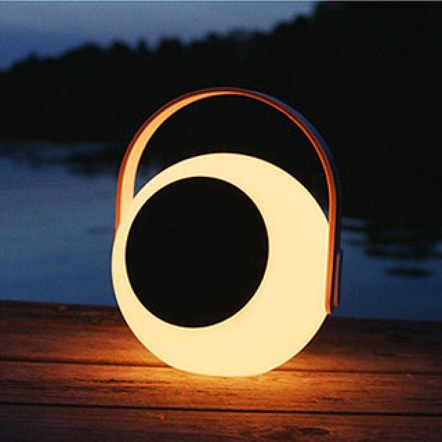 光と音を持ち運ぶ、ランタンスピーカー｜mooni