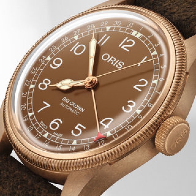 すべてにブロンズを採用した「オリス ビッグクラウン ブロンズ ポインターデイト」｜ORIS