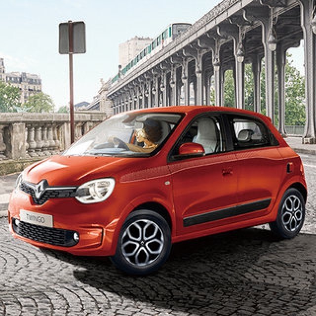 現代のホットハッチ!?──RRレイアウトのトゥインゴにMTモデル誕生｜Renault
