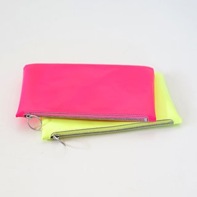 ネオンカラーが光るマルチな財布と現代的な“がま口”が発売中｜TEMBEA