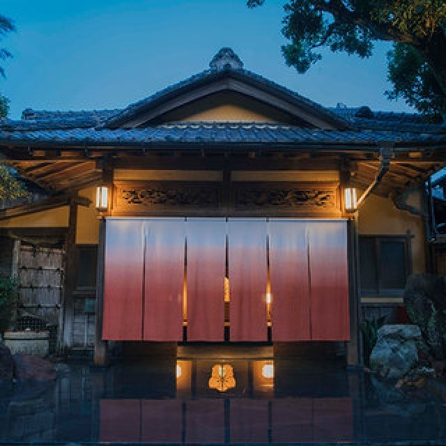 有形文化財に宿泊。老舗旅館「おちあいろう」が華麗にリニューアル|OCHIAIRO