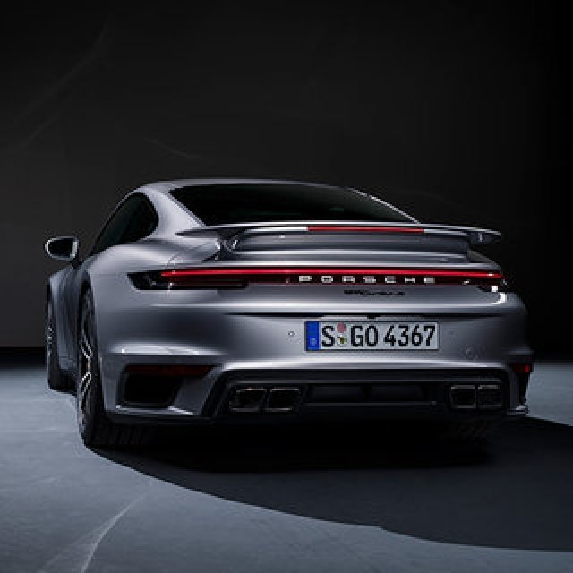 ポルシェ911のトップエンドモデル「ターボS」がワールドプレミア｜Porsche