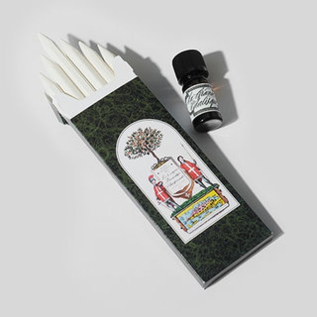 ビュリーが提案する新しい香りの形「クレヨン・オドリフェラン」｜Officine Universelle Buly