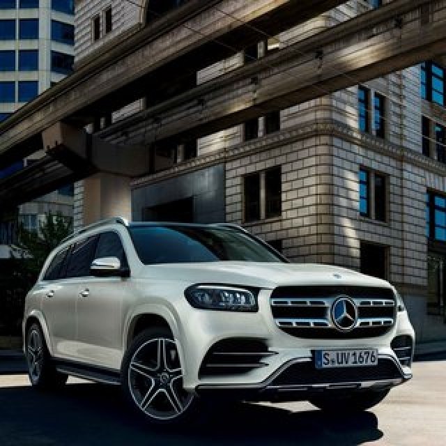 メルセデスの最上級SUV「GLS」がフルモデルチェンジ| Mercedes Benz