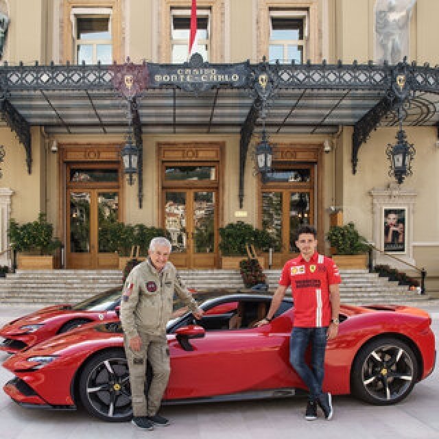 フェラーリ SF90ストラダーレとF1ドライバー、シャルル・ルクレールが主人公の短編映画｜Ferrari