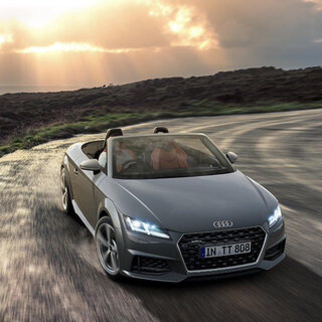 生産終了を迎えるTTロードスターのファイナルエディションが登場|Audi