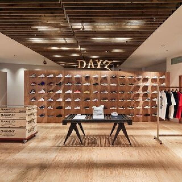 渡辺真史が手掛けるストリート&スニーカーのセレクトショップ「DAYＺ」｜DAYZ