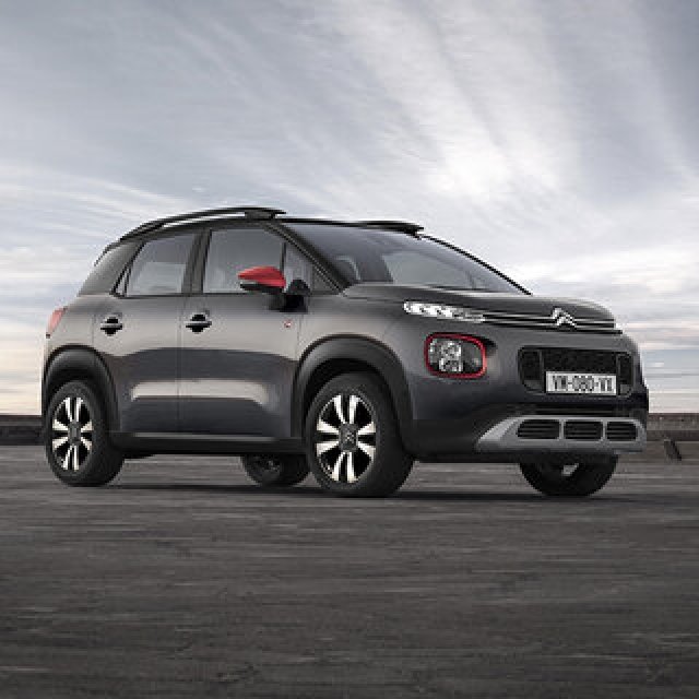 シックなカラーでドレスアップしたシトロエンC3エアクロスSUVの特別仕様車｜Citroën