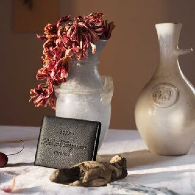 フェラガモの新メンズアクセサリーライン「Tornabuoni 1927」｜Salvatore Ferragamo