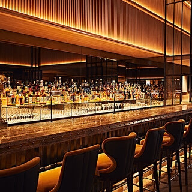 バーラウンジで楽しむ大人の「ハロウィン カクテル フェア」｜INTERCONTINENTAL TOKYO BAY