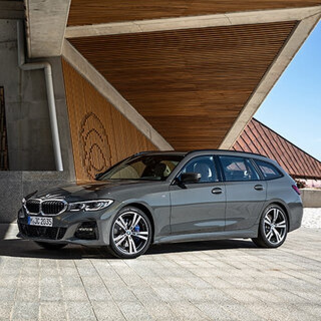 ビー・エム・ダブリュー、3シリーズツーリングに新エントリーグレードを追加｜BMW