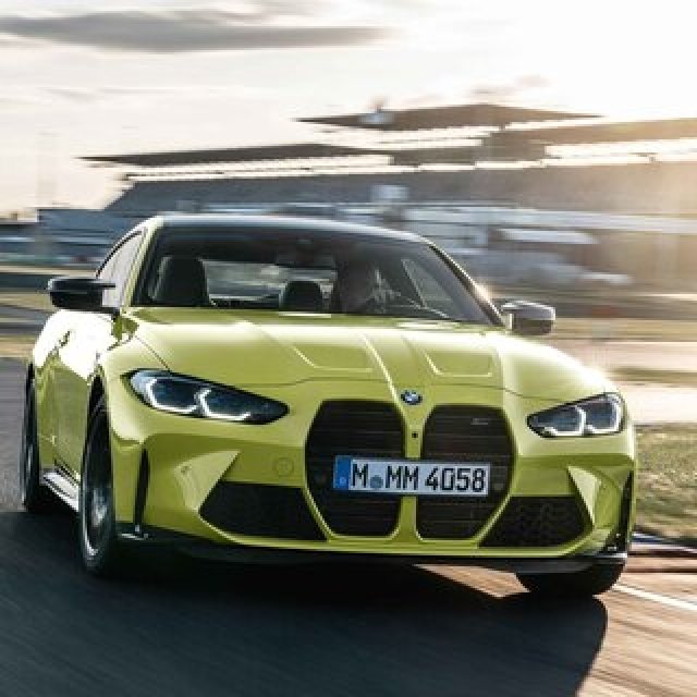 BMW、新型M3セダンとM4クーペを発表|BMW