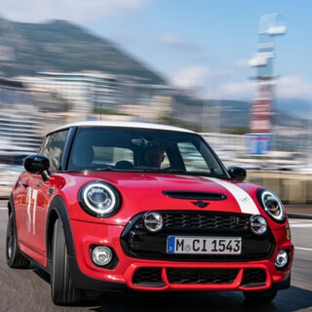 ミニにモンテカルロを制した伝説のラリードライバーにインスパイアされた限定車が登場｜MINI