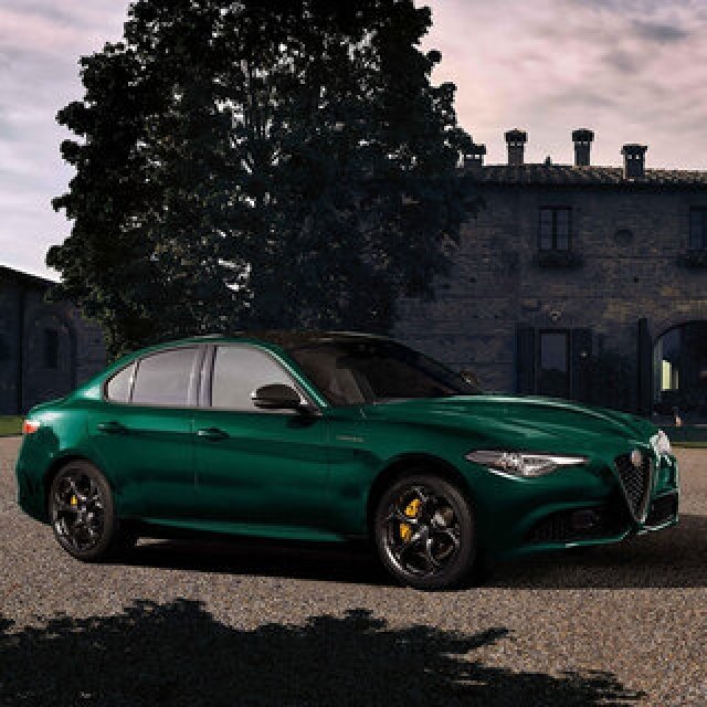 ヴィスコンティ家から着想を得たエレガントなグリーンを纏う、アルファロメオ ジュリアの限定車が登場｜Alfa Romeo