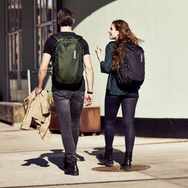 デザイン性が高くPC収納に優れたバックパックがヒットする理由｜THULE