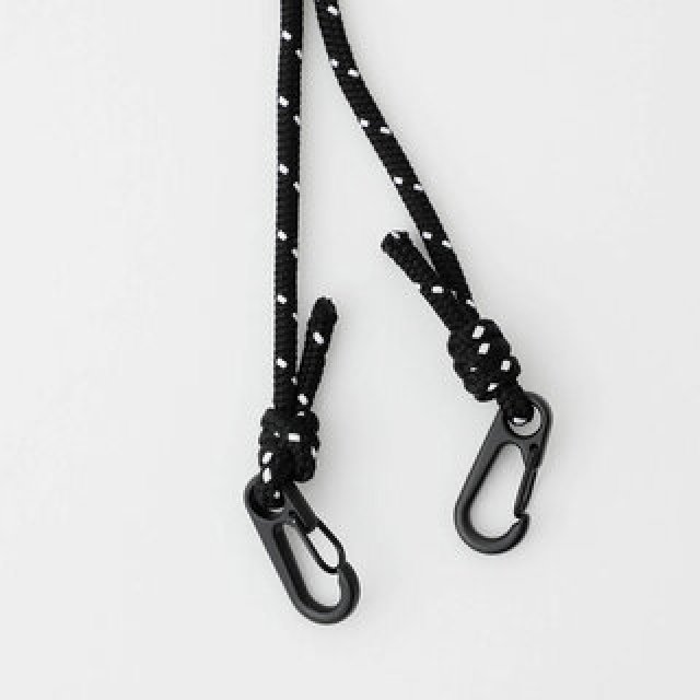 秀逸な機能性。ポーチ、キーホルダーなどに取り付けマルチに使える「コードストラップ」｜HIGHTIDE 