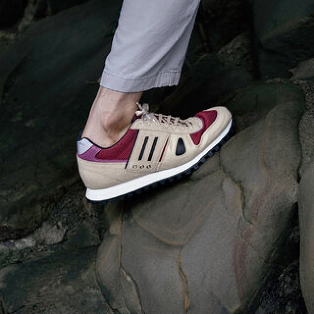 自然現象を表現したスロバキア製スニーカー「シール/ゼットディーエ」｜Sýr/ZDA