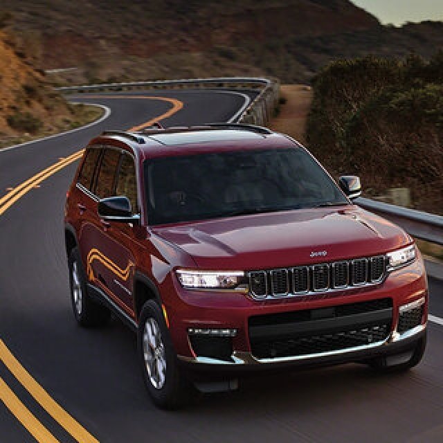 ジープのフラッグシップSUV「グランドチェロキー」が10年ぶりにフルモデルチェンジ|Jeep®