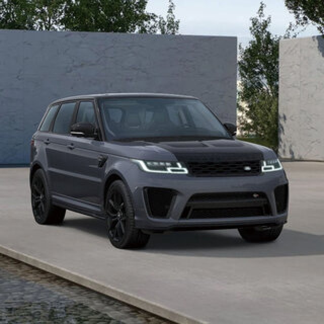 ランドローバー史上最速のレンジローバー スポーツSVRに2つの特別仕様車|Land Rover
