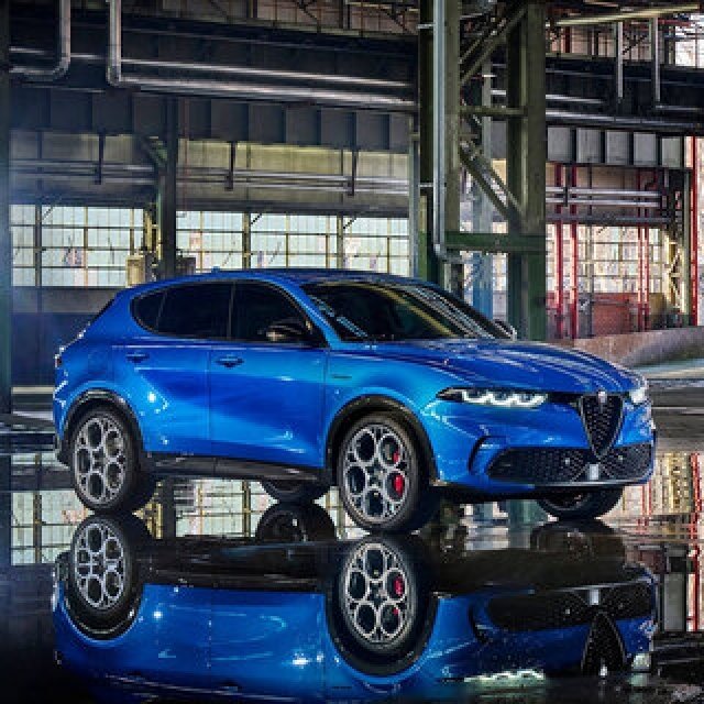 アルファロメオ、コンパクトSUV「トナーレ」を発表｜Alfa Romeo