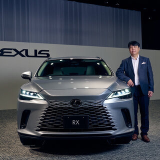 コアモデルだからこそ変革に挑戦──新型レクサス「RX」の進化に迫る｜LEXUS